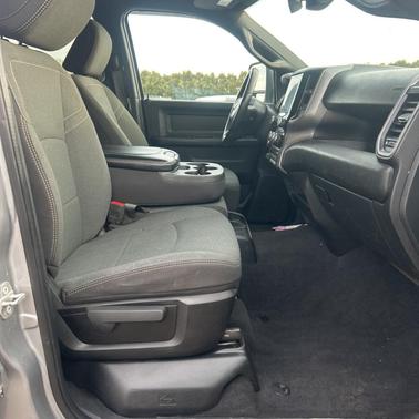 2023 RAM 2500 Tradesman Crew Cab 4x4 6'4' Box