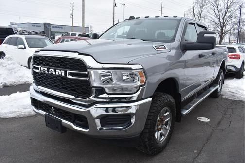 2023 RAM 2500 Tradesman Crew Cab 4x4 6'4' Box