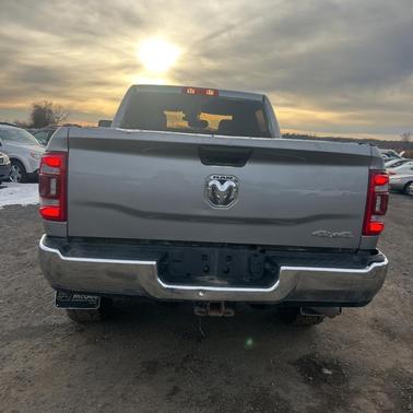 2023 RAM 2500 Tradesman Crew Cab 4x4 6'4' Box