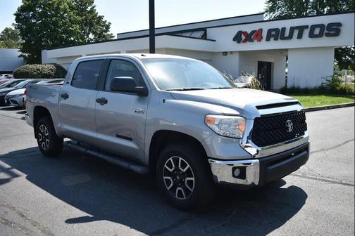 Silver Sky Metallic 2016 Toyota Tundra SR5