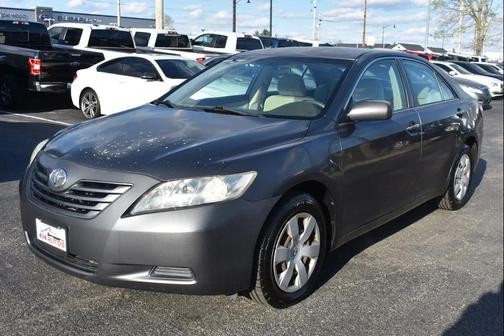 Black 2011 Toyota Camry SE