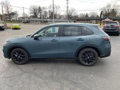 2023 Honda HR-V AWD Sport