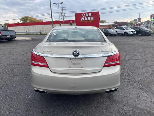 2014 Buick LaCrosse Base