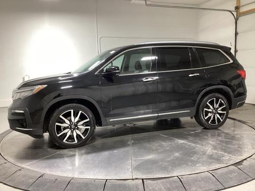 2021 Honda Pilot Touring 8-Passenger