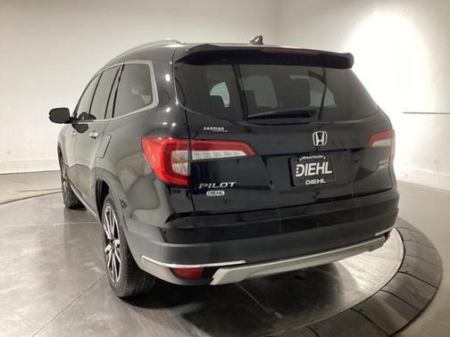 2021 Honda Pilot Touring 8-Passenger