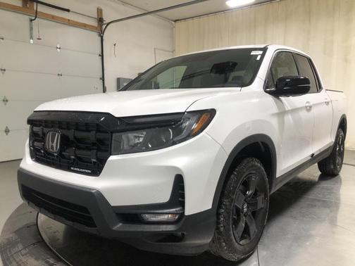 2025 Honda Ridgeline Black