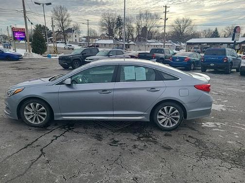 2016 Hyundai SONATA Sport
