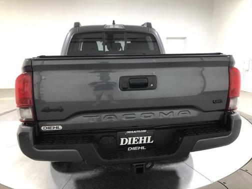 2022 Toyota Tacoma SR