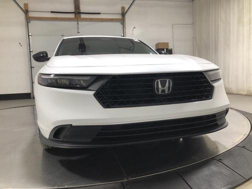 2023 Honda Accord Hybrid Base