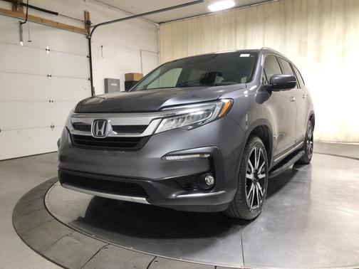 2019 Honda Pilot Touring 8-Passenger