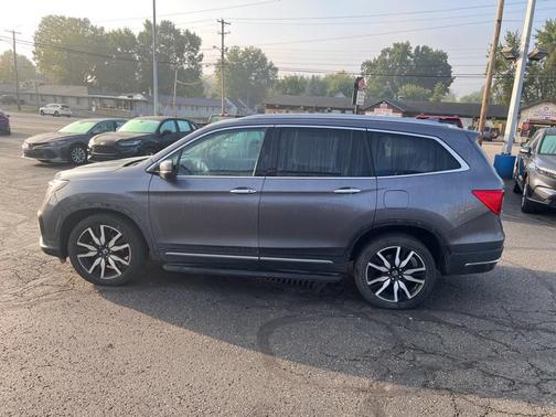 2019 Honda Pilot Touring 8-Passenger