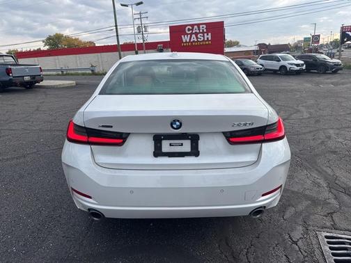 2023 BMW 330 xDrive