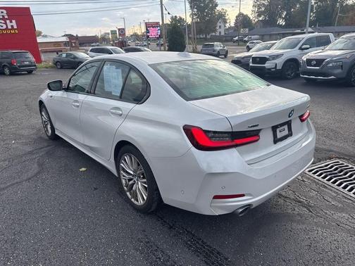 2023 BMW 330 xDrive
