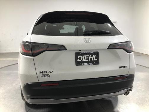 2026 Honda HR-V AWD Sport