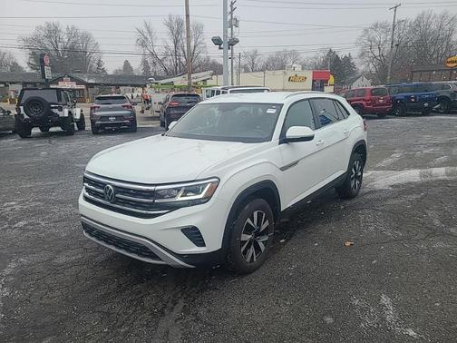 2023 Volkswagen Atlas Cross Sport 2.0T SE