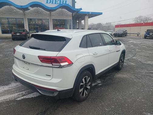 2023 Volkswagen Atlas Cross Sport 2.0T SE