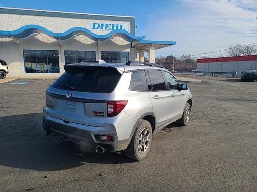 2023 Honda Passport AWD TrailSport