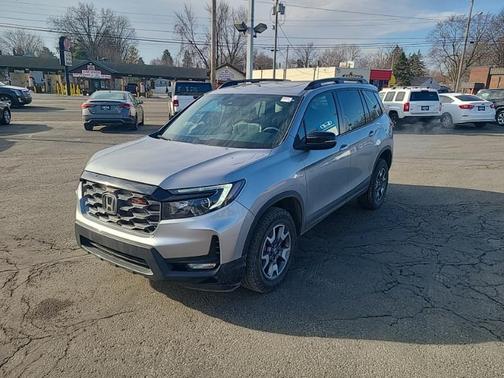 2023 Honda Passport AWD TrailSport