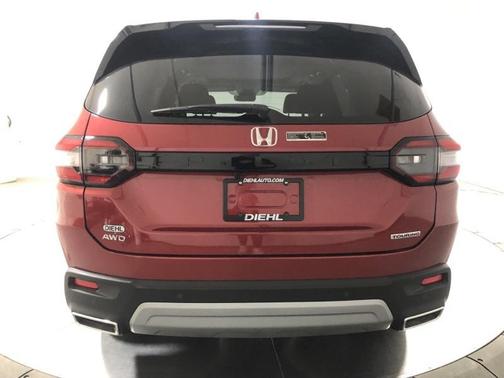 2025 Honda Pilot Touring 8-Passenger