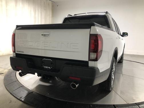 Platinum White Pearl 2026 Honda Ridgeline RTL