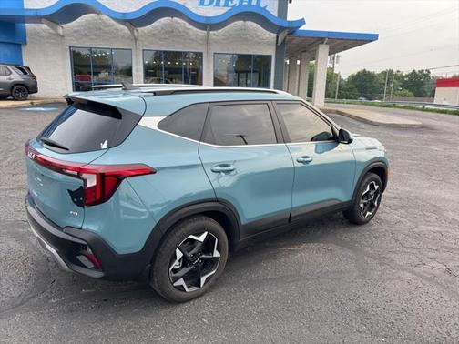 2024 Kia Seltos EX