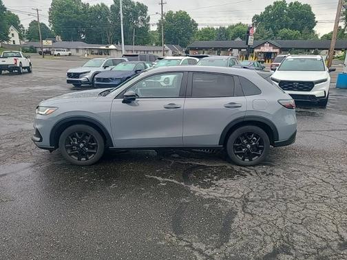 Urban Gray Pearl 2024 Honda HR-V
