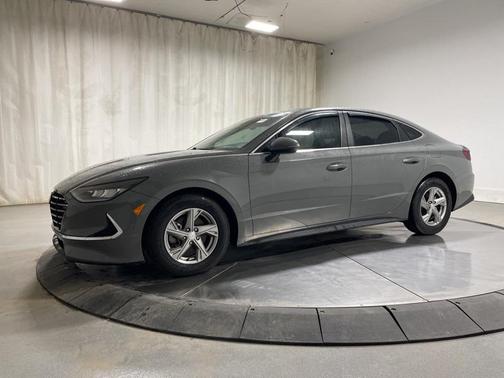 2023 Hyundai SONATA SE