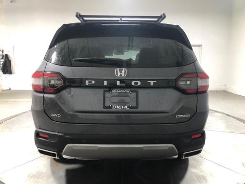 2026 Honda Pilot Touring 8-Passenger