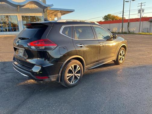 2020 Nissan Rogue SV