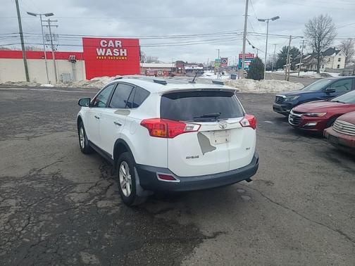 2014 Toyota RAV4 XLE