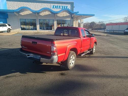 2014 Toyota Tacoma Base