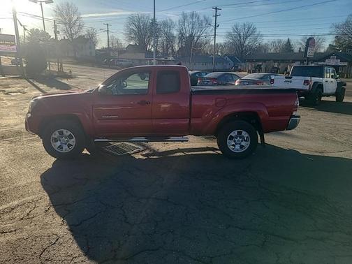 2014 Toyota Tacoma Base