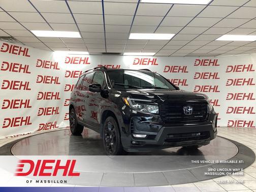 Crystal Black Pearl 2024 Honda Passport