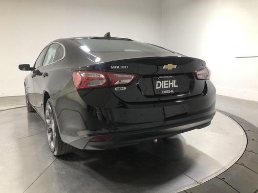 2022 Chevrolet Malibu FWD LT