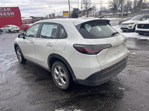 2023 Honda HR-V LX