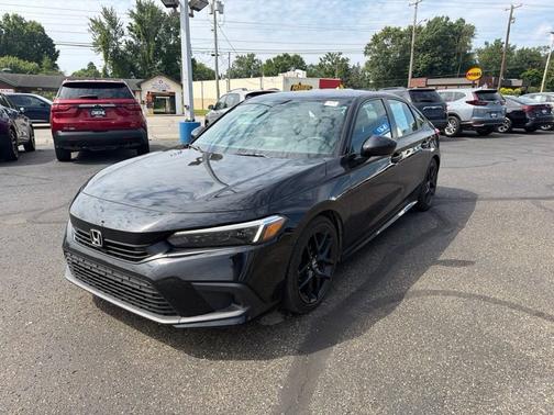 Crystal Black Pearl 2024 Honda Civic