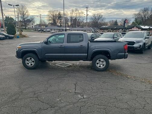2020 Toyota Tacoma SR