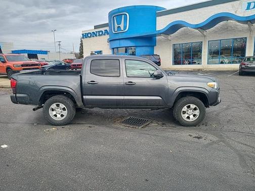 2020 Toyota Tacoma SR
