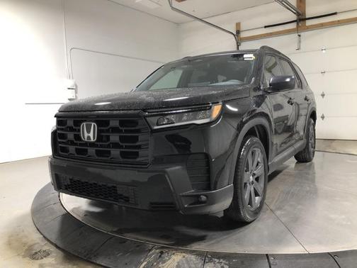 Crystal Black Pearl 2026 Honda Pilot Sport