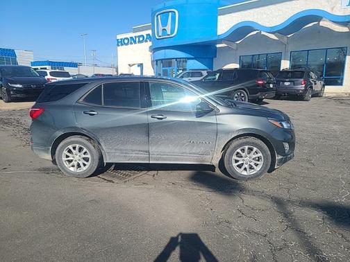 2019 Chevrolet Equinox LS