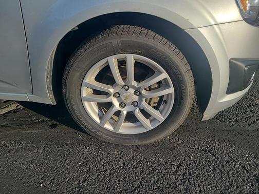 2012 Chevrolet Sonic 2LT