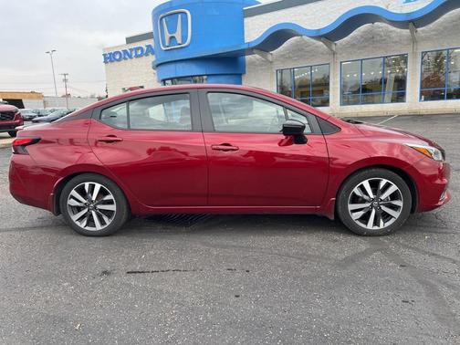 2020 Nissan Versa 1.6 S