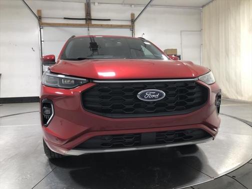 2023 Ford Escape ST-Line Elite