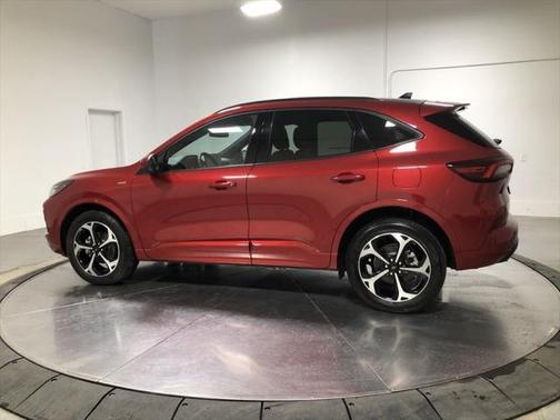 2023 Ford Escape ST-Line Elite