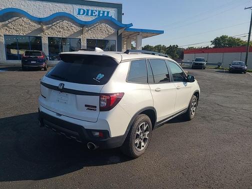 2022 Honda Passport AWD TrailSport