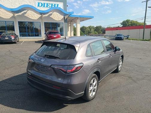 2023 Honda HR-V LX