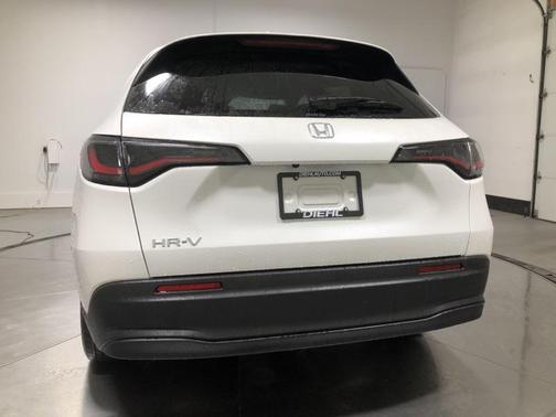 2026 Honda HR-V LX