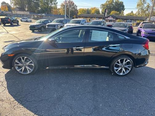 2019 Honda Civic Touring