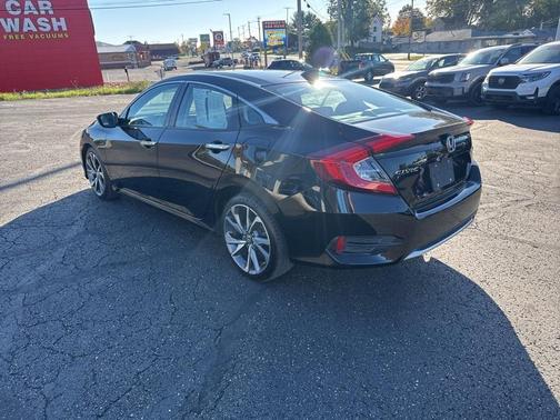 2019 Honda Civic Touring