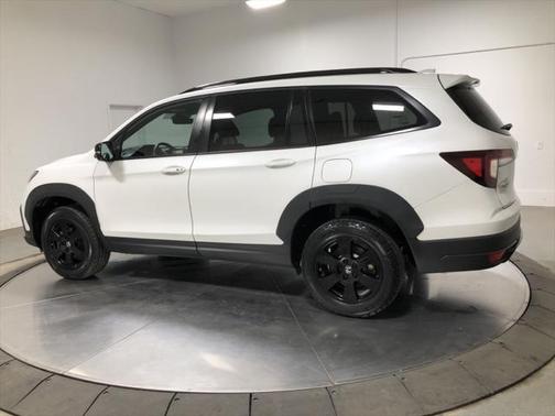 2022 Honda Pilot AWD TrailSport